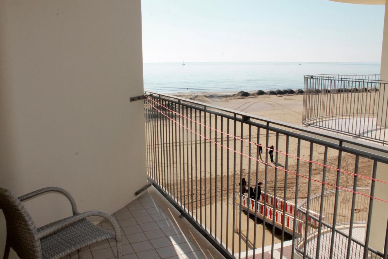 Hotel Vienna Caorle Luaran gambar