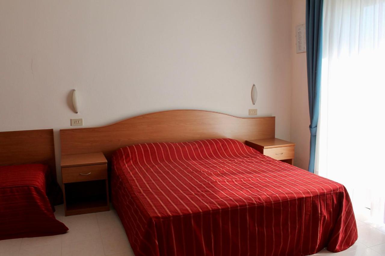 Hotel Vienna Caorle Luaran gambar