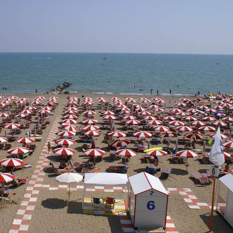 Hotel Vienna Caorle Luaran gambar